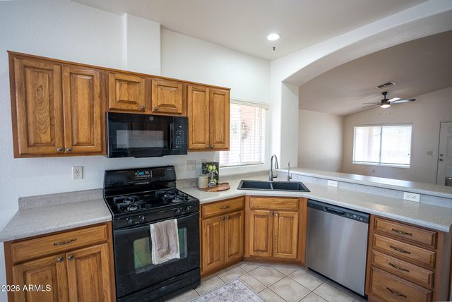 8203 W Tonto Lane, Peoria, AZ 85382