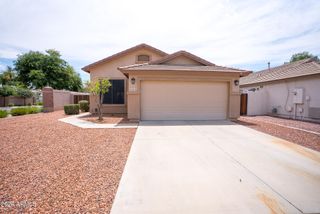 8203 W Tonto Lane, Peoria, AZ 85382