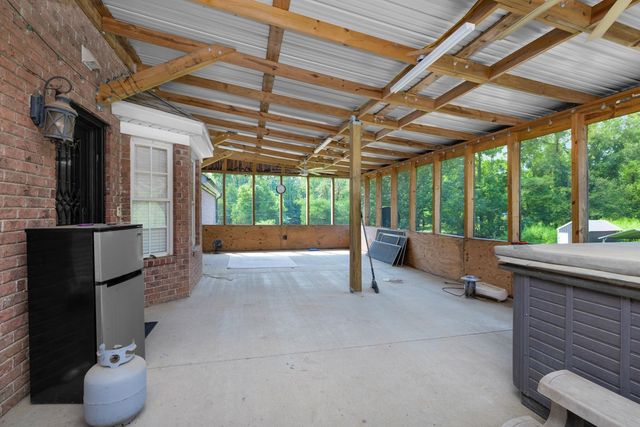 6525 N WATKINS RD, Millington, TN 38053