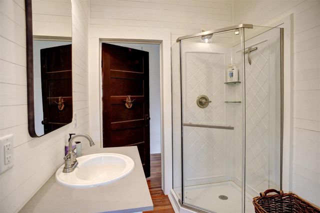 141 Grassyville RD, Paige, TX 78659