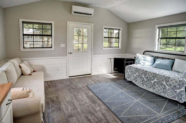 141 Grassyville RD, Paige, TX 78659