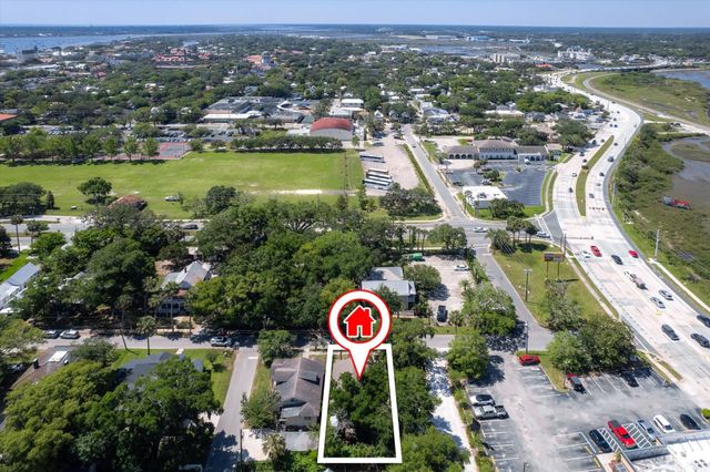 54 Grove Avenue, St Augustine, FL 32084