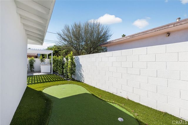 4379 E Camino San Miguel, Palm Springs, CA 92264