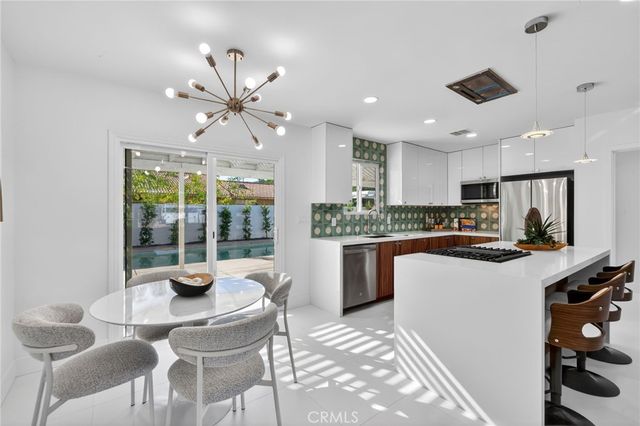 4379 E Camino San Miguel, Palm Springs, CA 92264