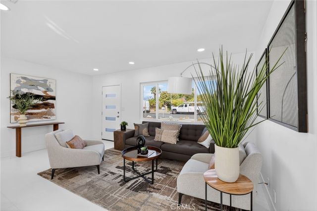 4379 E Camino San Miguel, Palm Springs, CA 92264