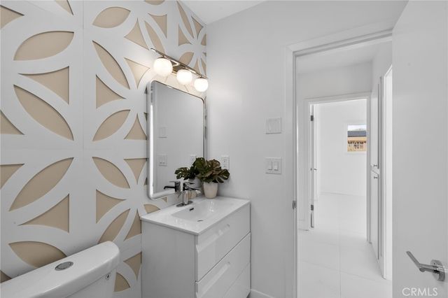 4379 E Camino San Miguel, Palm Springs, CA 92264