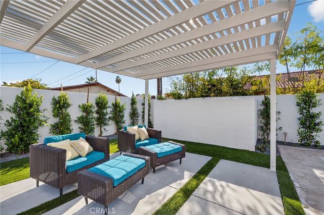 4379 E Camino San Miguel, Palm Springs, CA 92264