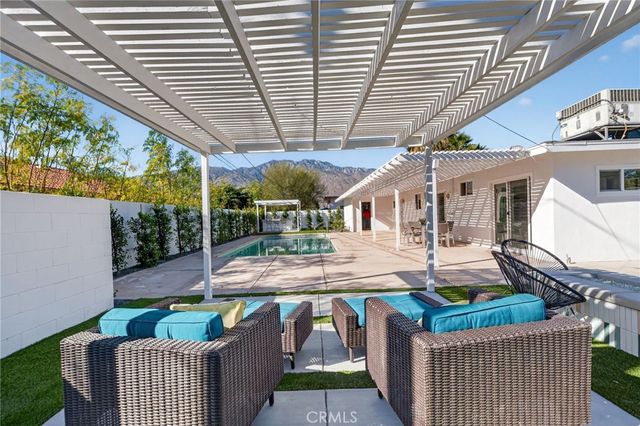 4379 E Camino San Miguel, Palm Springs, CA 92264
