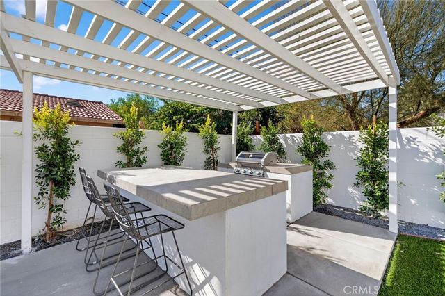 4379 E Camino San Miguel, Palm Springs, CA 92264