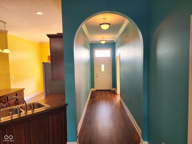 919 Buena Vista Drive, Brownstown, IN 47220