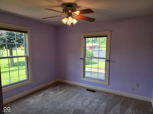 919 Buena Vista Drive, Brownstown, IN 47220
