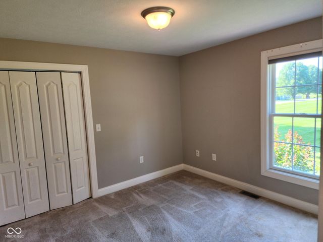 919 Buena Vista Drive, Brownstown, IN 47220