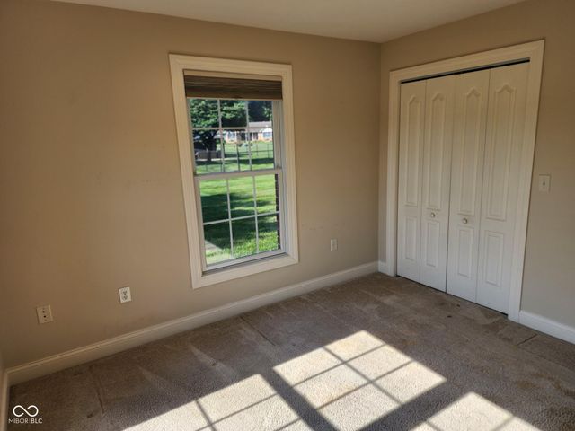 919 Buena Vista Drive, Brownstown, IN 47220
