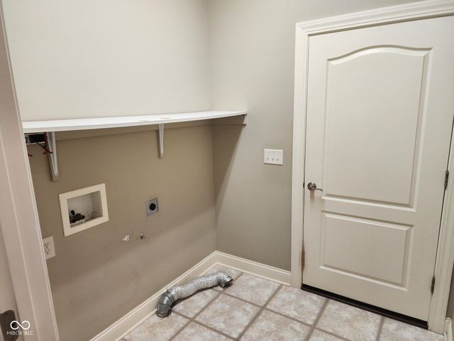 919 Buena Vista Drive, Brownstown, IN 47220