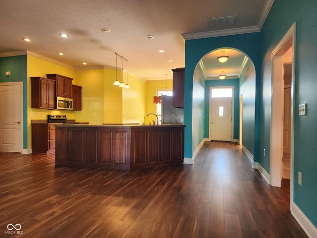 919 Buena Vista Drive, Brownstown, IN 47220