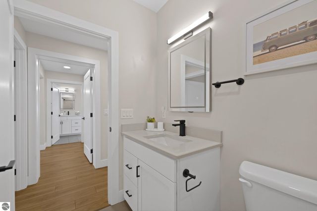 708 Randolph Street 204, Traverse City, MI 49684