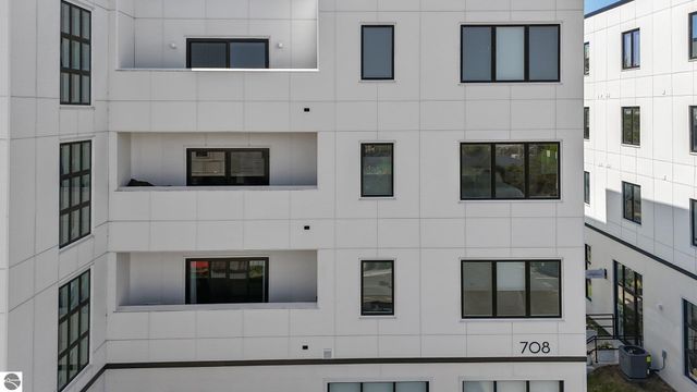 708 Randolph Street 204, Traverse City, MI 49684