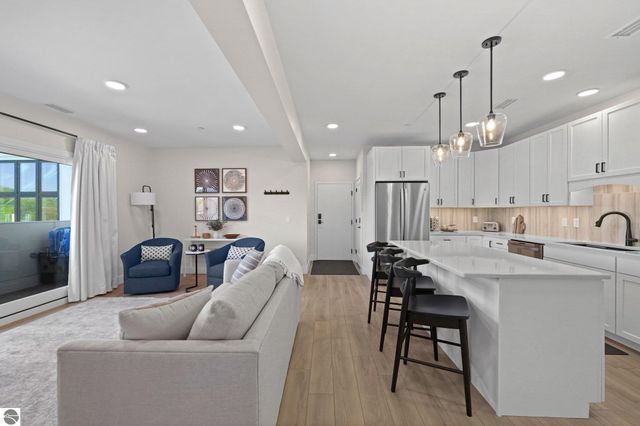 708 Randolph Street 204, Traverse City, MI 49684