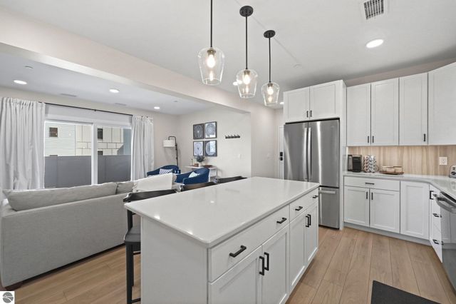 708 Randolph Street 204, Traverse City, MI 49684