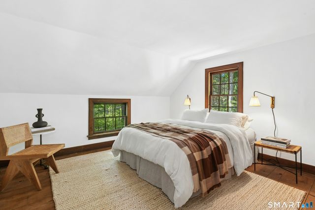 21 Old Highway, Wilton, CT 06897
