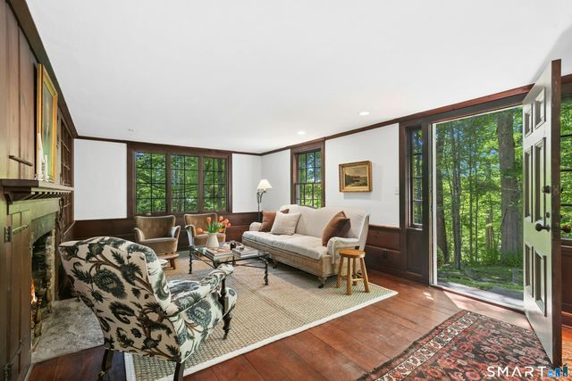 21 Old Highway, Wilton, CT 06897