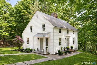 21 Old Highway, Wilton, CT 06897
