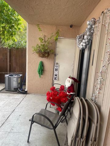 8400 SW 154th Cir Ct 716, Miami, FL 33193