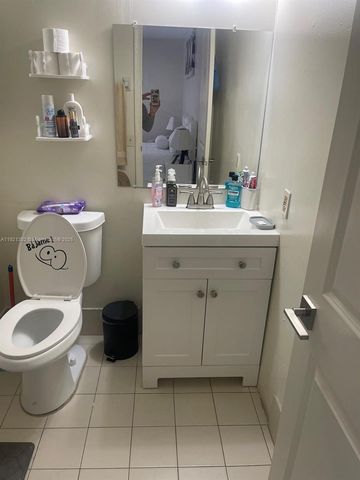 8400 SW 154th Cir Ct 716, Miami, FL 33193