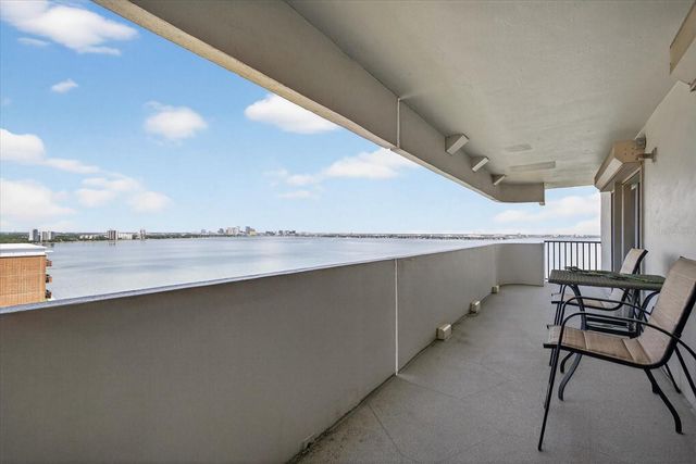 4141 BAYSHORE BOULEVARD 2001, Tampa, FL 33611