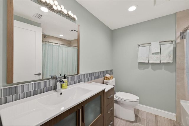 4141 BAYSHORE BOULEVARD 2001, Tampa, FL 33611