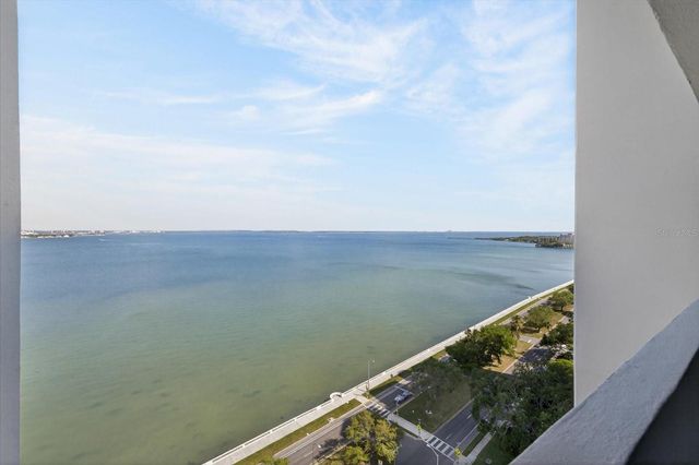 4141 BAYSHORE BOULEVARD 2001, Tampa, FL 33611