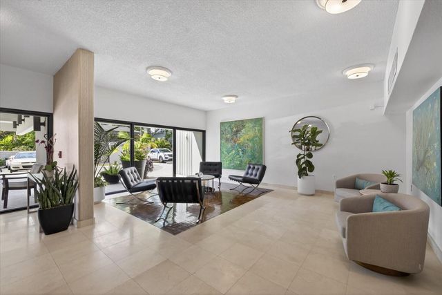 4141 BAYSHORE BOULEVARD 2001, Tampa, FL 33611