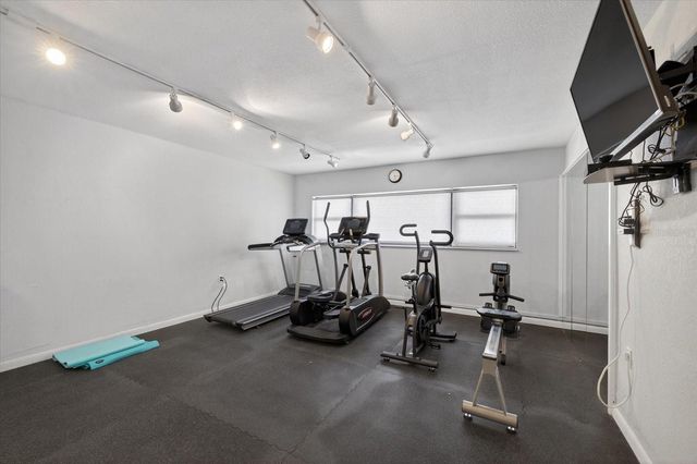 4141 BAYSHORE BOULEVARD 2001, Tampa, FL 33611