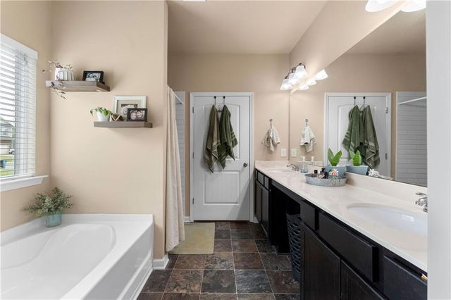 51 Robin Road, Adairsville, GA 30103