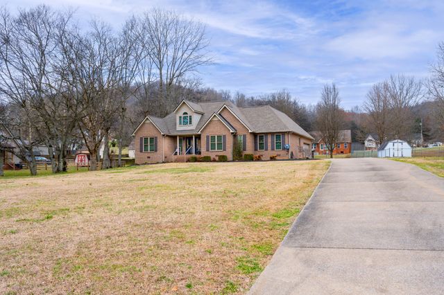 211 Amanda Dr, Bell Buckle, TN 37020