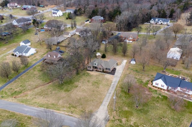 211 Amanda Dr, Bell Buckle, TN 37020