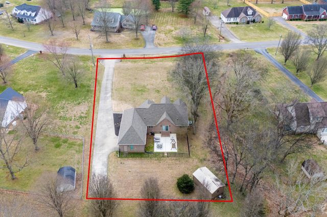 211 Amanda Dr, Bell Buckle, TN 37020