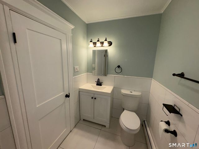 1045 Cooke Street, Waterbury, CT 06704