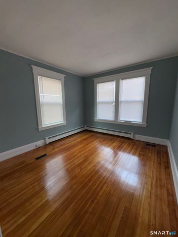 1045 Cooke Street, Waterbury, CT 06704