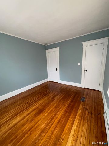 1045 Cooke Street, Waterbury, CT 06704