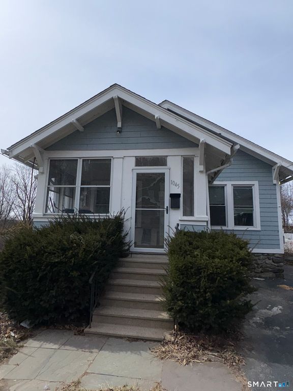 1045 Cooke Street, Waterbury, CT 06704