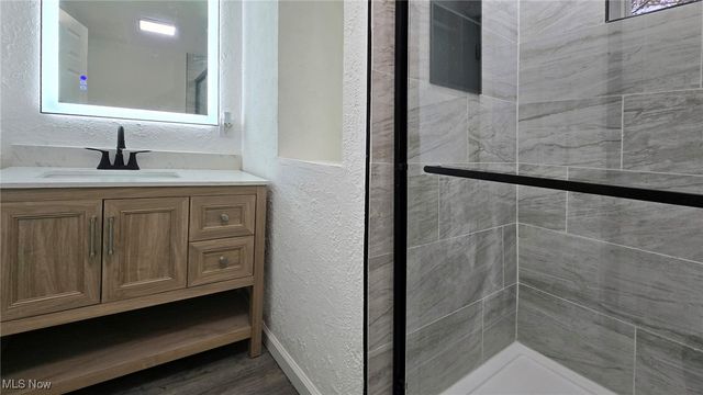 3250 Fulton Road, Cleveland, OH 44109