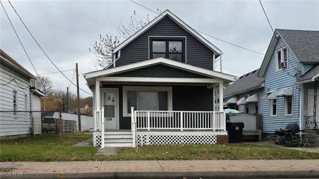 3250 Fulton Road, Cleveland, OH 44109