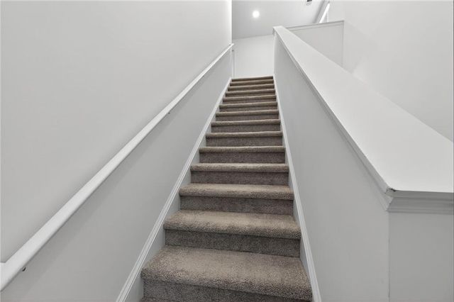8308 Hunters Grove Road, Union City, GA 30291