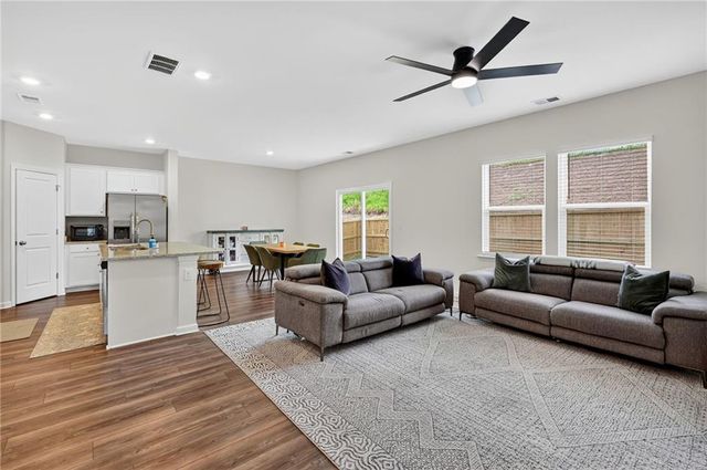 8308 Hunters Grove Road, Union City, GA 30291