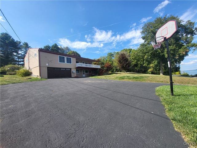 3066 State Route 89, Fayette, NY 13148