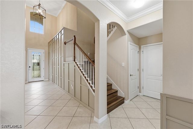 2446 Heydon CIR E, Naples, FL 34120