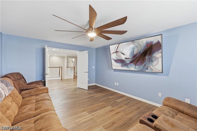 2446 Heydon CIR E, Naples, FL 34120