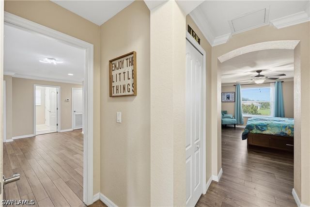 2446 Heydon CIR E, Naples, FL 34120