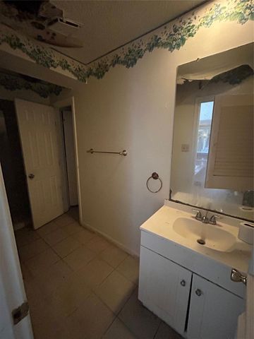 14715 Mesa Vista Drive, Houston, TX 77083